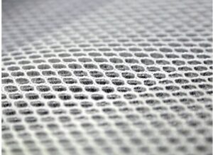 Mata antykondensacyjna wentylująca do namiotu dachowego